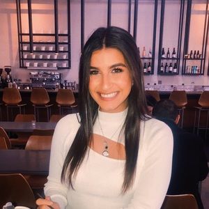 Meet your Posher, Nour